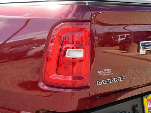 Used 2025 RAM 1500 Laramie w/ Advanced Safety Group II AWD/4WD image 17