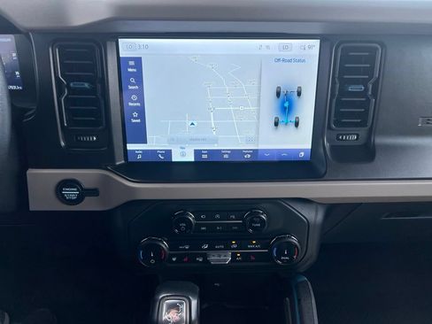 Used 2022 Ford Bronco Wildtrak AWD/4WD image 27