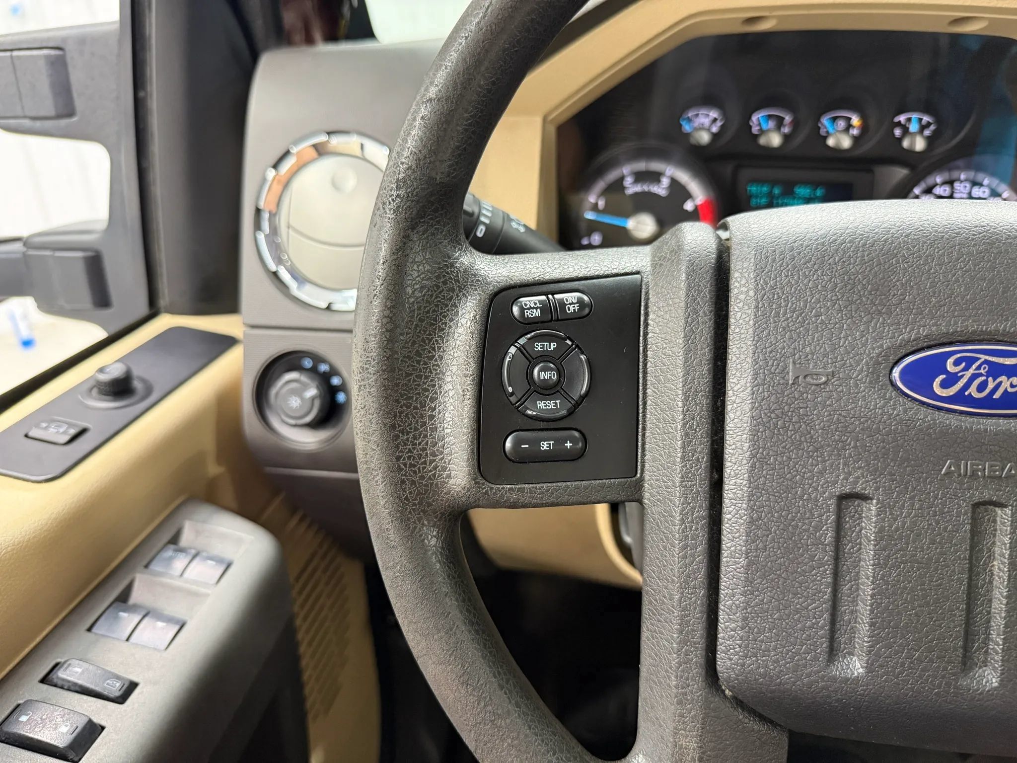 Used 2012 Ford F450 XLT w/ XLT Interior Pkg AWD/4WD image 26