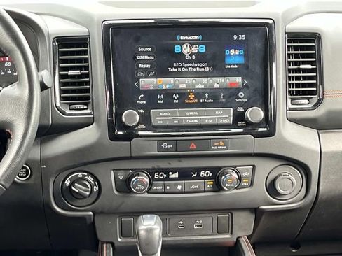Used 2024 Nissan Frontier PRO-4X AWD/4WD image 15
