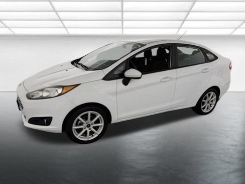 Used 2019 Ford Fiesta SE w/ Equipment Group 201A FWD image 3