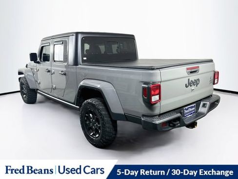 Used 2023 Jeep Gladiator Sport AWD/4WD image 6