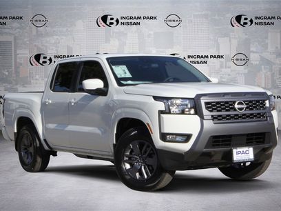 New 2025 Nissan Frontier SV w/ SV Convenience Package