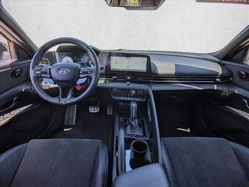 Used 2022 Hyundai Elantra N FWD image 19