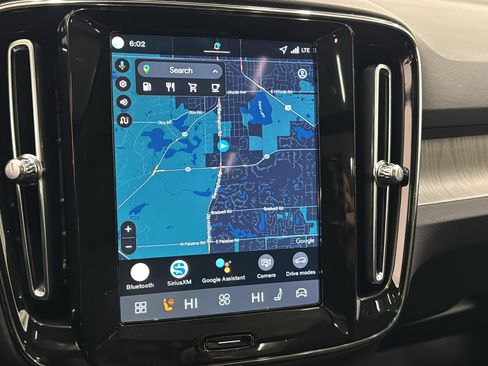 New 2026 Volvo XC40 B5 Ultra w/ Climate Package image 16