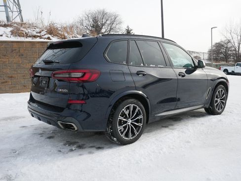Used 2022 BMW X5 M50i image 6