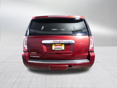 Used 2019 GMC Yukon Denali image 6