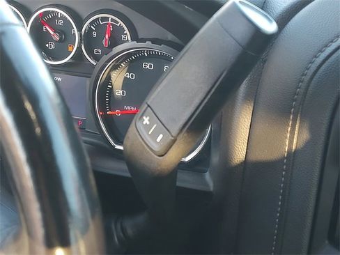 Used 2021 Chevrolet Silverado 2500 LT w/ Convenience Package image 22