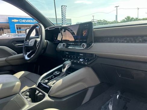 Used 2025 Chevrolet Colorado ZR2 AWD/4WD image 34