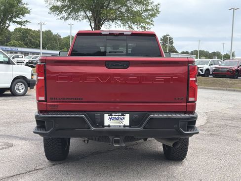 Used 2025 Chevrolet Silverado 2500 LTZ w/ LTZ Plus Package AWD/4WD image 11