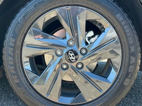 Used 2023 Hyundai Elantra SEL w/ Cargo Package FWD image 26