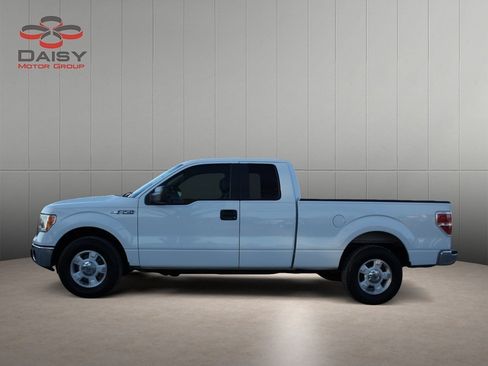 Used 2013 Ford F150 XLT w/ Trailer Tow Pkg image 8