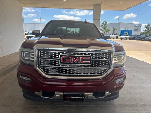 Used 2016 GMC Sierra 1500 Denali w/ Enhanced Driver Alert Package AWD/4WD image 4
