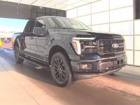 Used 2025 Ford F150 Lariat w/ Equipment Group 501A Mid AWD/4WD image 4