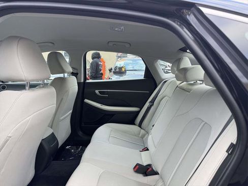 Certified 2025 Hyundai Sonata SEL image 11