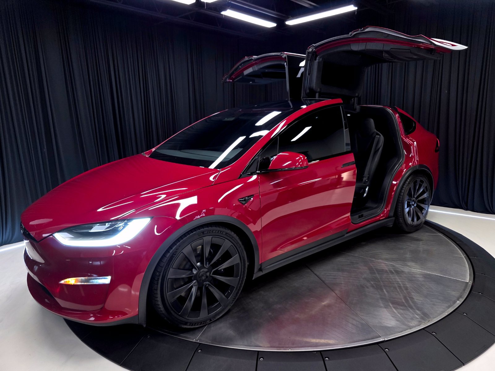 Used 2023 Tesla Model X AWD/4WD image 40