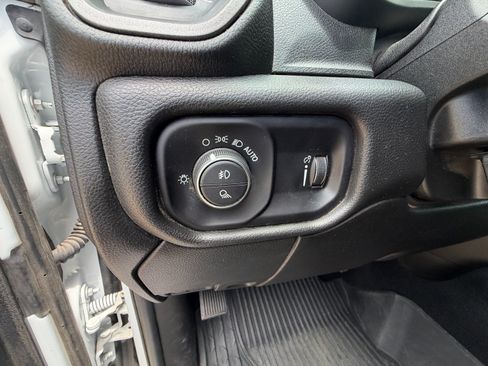 Used 2025 RAM 3500 Tradesman AWD/4WD image 12
