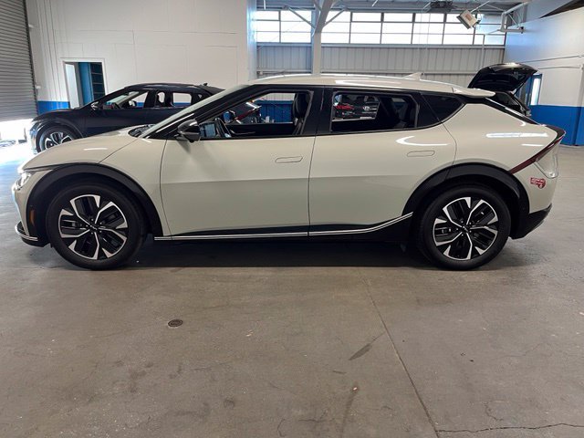 Used 2023 Kia EV6 Wind w/ Wind Technology Package AWD/4WD image 6