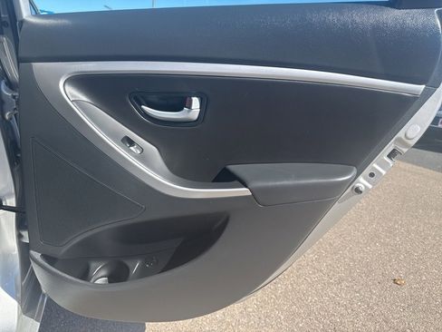 Used 2016 Hyundai Elantra GT w/ Option Group 03 image 24