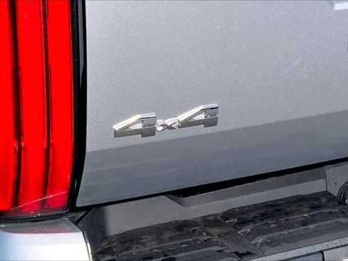 Used 2024 Toyota Tundra SR5 AWD/4WD image 10