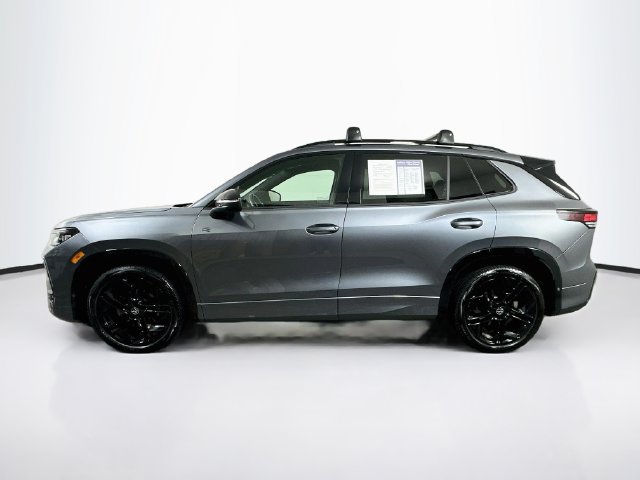 Certified 2026 Volkswagen Tiguan SE R-Line FWD image 5