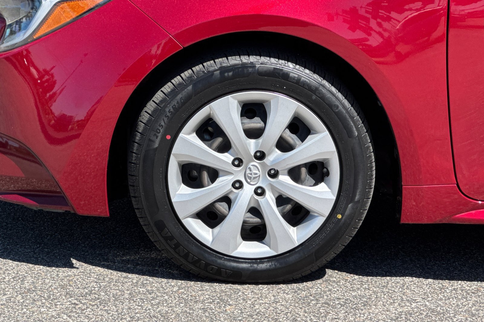 Used 2023 Toyota Corolla LE w/ Carpet Mat Package (TMS) FWD image 24