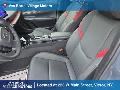 Used 2024 Toyota Prius Prime XSE Premium image 10