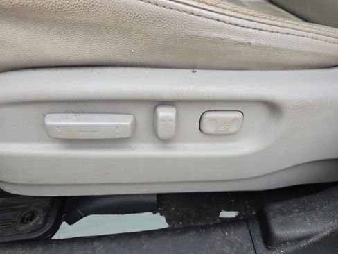 Used 2018 Honda Pilot EX image 12