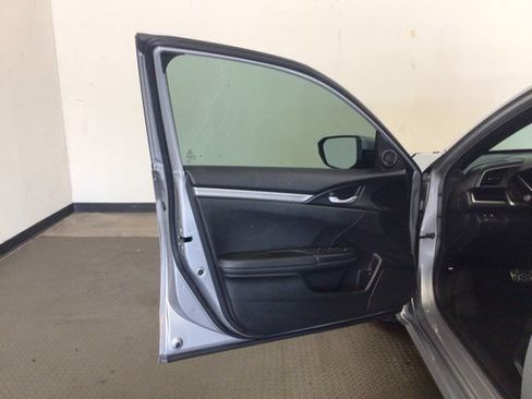 Used 2021 Honda Civic Sport image 12