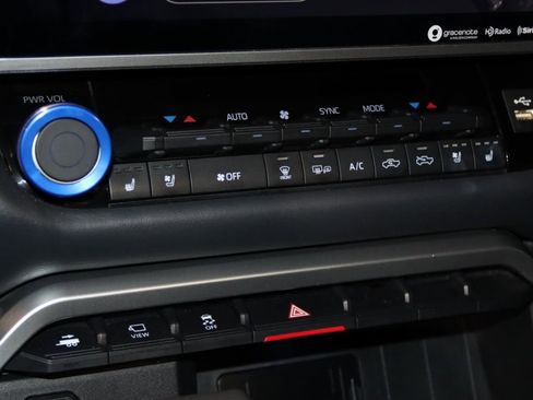 Used 2022 Toyota Tundra Platinum image 46