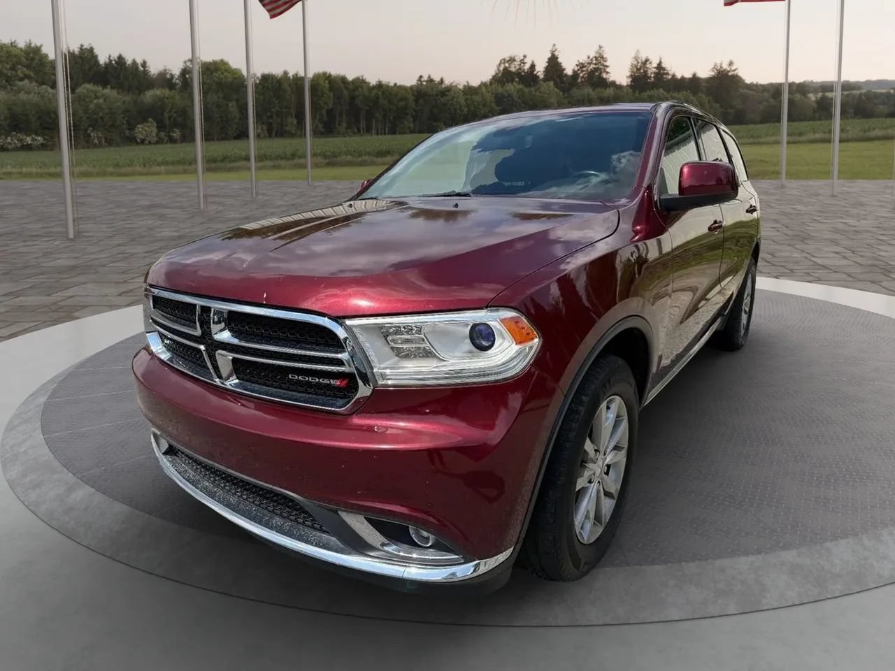 Used 2018 Dodge Durango SXT w/ Quick Order Package 2BB AWD/4WD image 1
