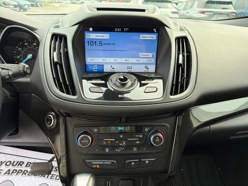 Used 2017 Ford Escape Titanium FWD image 17
