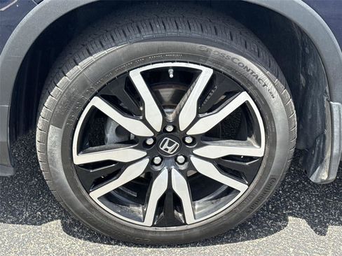 Used 2019 Honda Pilot Touring image 12