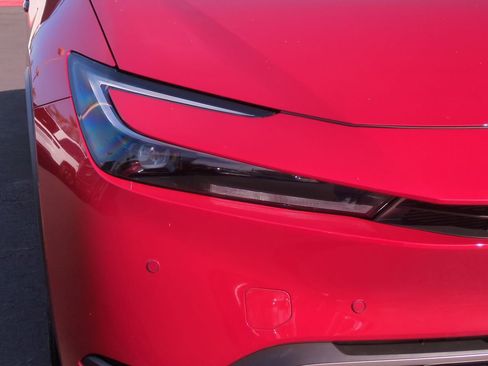 Used 2026 Toyota Prius Plug-In Hybrid image 11