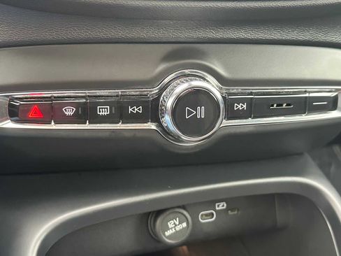 Certified 2023 Volvo C40 P8 Recharge Ultimate image 29