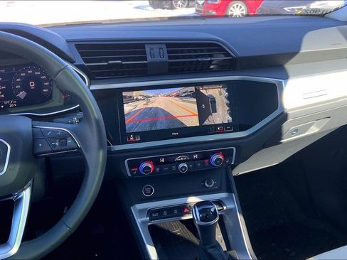 Used 2023 Audi Q3 2.0T Premium Plus w/ Premium Plus Package image 7