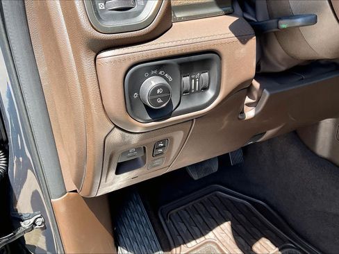 New 2026 RAM 1500 Limited AWD/4WD image 18