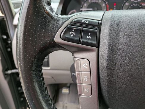 Used 2014 Honda Odyssey EX-L image 18