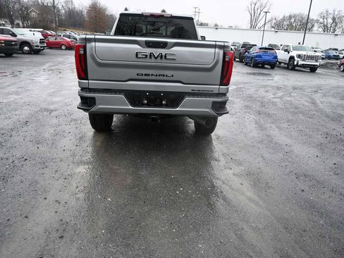 New 2026 GMC Sierra 2500 Denali w/ Denali Reserve Package image 4