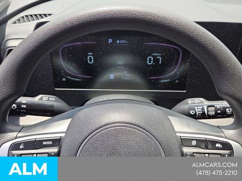 Used 2025 Kia Sportage LX FWD image 21