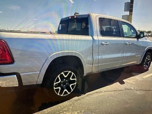 Used 2025 RAM 1500 Laramie AWD/4WD image 6