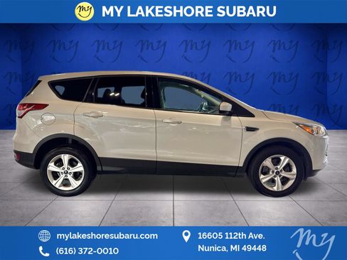 Used 2015 Ford Escape SE AWD/4WD image 8
