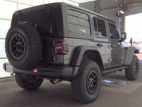 Used 2023 Jeep Wrangler Unlimited Rubicon 4xe AWD/4WD image 4