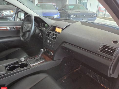 Used 2009 Mercedes-Benz C 300 4MATIC Sedan image 29