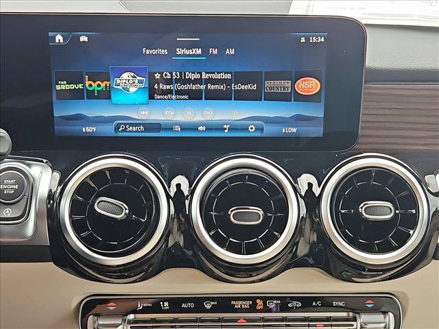 Used 2026 Mercedes-Benz GLB 250 4MATIC image 12