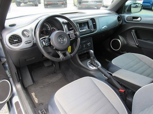 Used 2016 Volkswagen Beetle 1.8T Denim FWD image 14