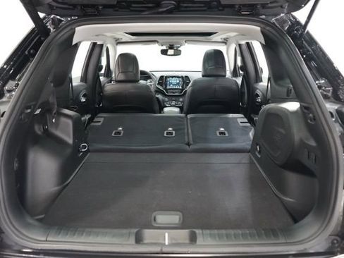 Used 2022 Jeep Cherokee Limited image 34