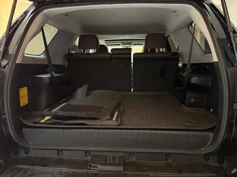 Used 2019 Toyota 4Runner Limited image 41