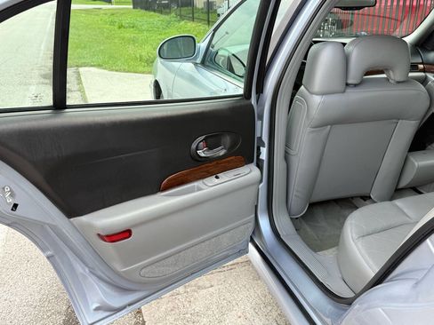 Used 2004 Buick Le Sabre Custom image 18