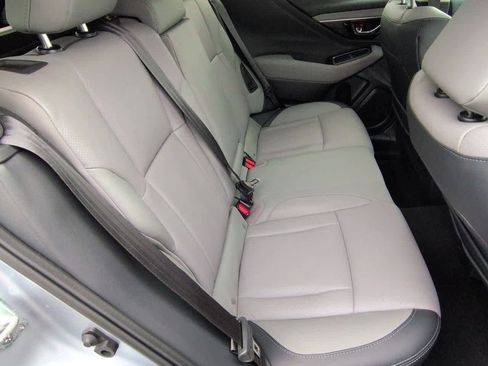 Used 2023 Subaru Outback Limited image 21